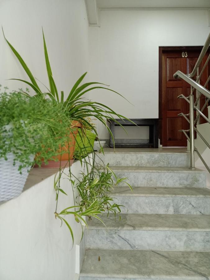 Manna Inspira Hotel Shillong Luaran gambar